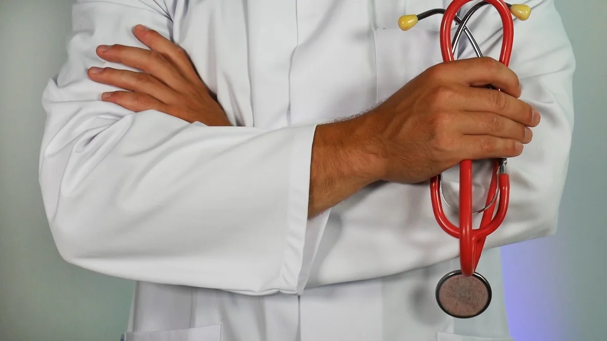 ¿Reumatología o Traumatología?: Guía para saber a qué especialista acudir - Dossier Científico Artro-Salud
